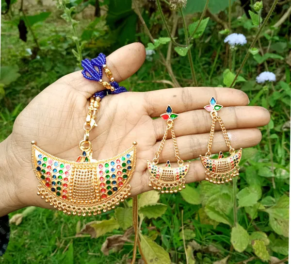 Assamese_Traditional_Multi_Colour_Junbiri_Jewellery_Set_For_Women